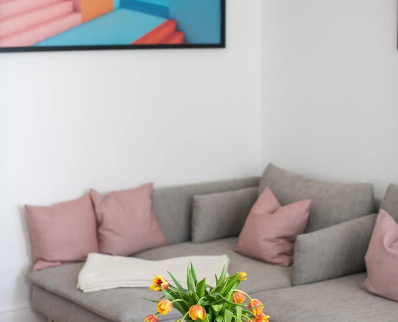 Kaiser 02 By Rockchair Apartments L Superhost Status L 3 Bedrooms Boxspringbeds 2 Bathrooms L Cozy Family & Business Flair 155 Sqm 3 Balcony 2Nd Floor Elevator Up To 10 Guests Welcomes You! Berlin